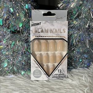 Kiss Glam Nails - Cream
